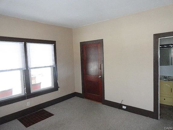 3rd image of 2801 Kenview Ave #A