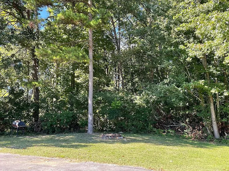 Outside space across from front-door