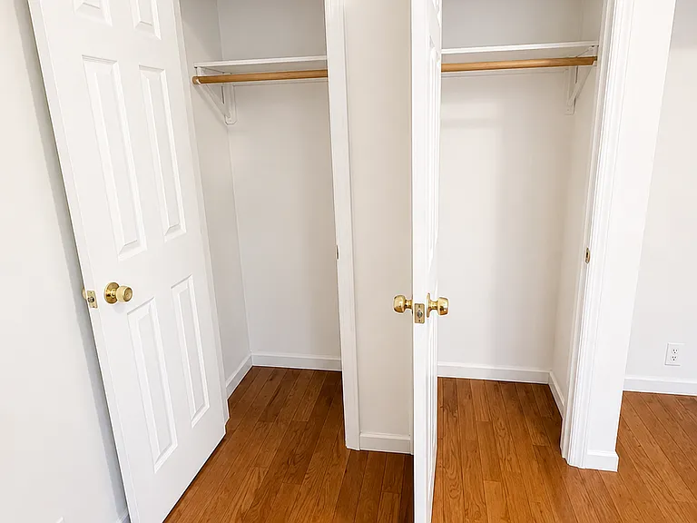 23-12 Broadway #1F — Photo 8