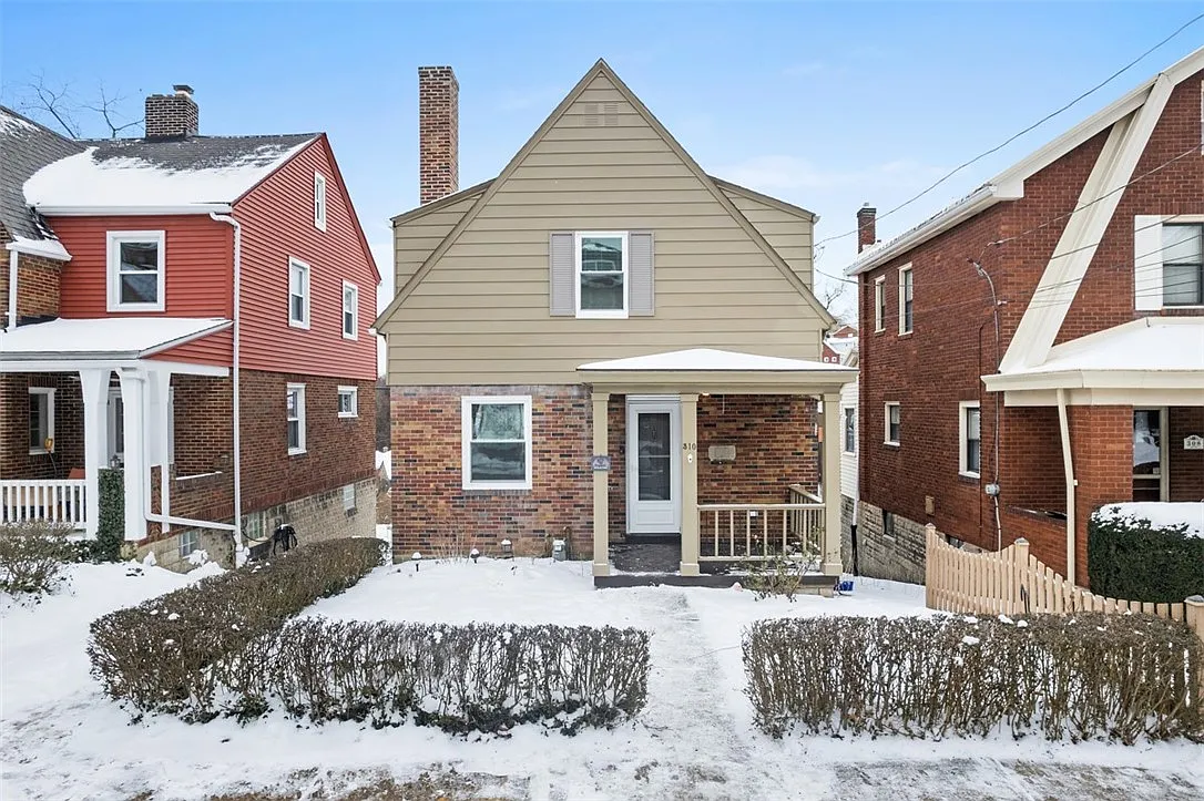 310 Lamarido St photo 1