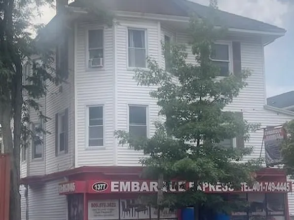 1375 Broad St #2F, Providence, RI 02905