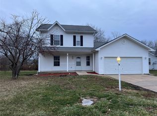 406 N Bitterroot Dr, Athens, IL 62613