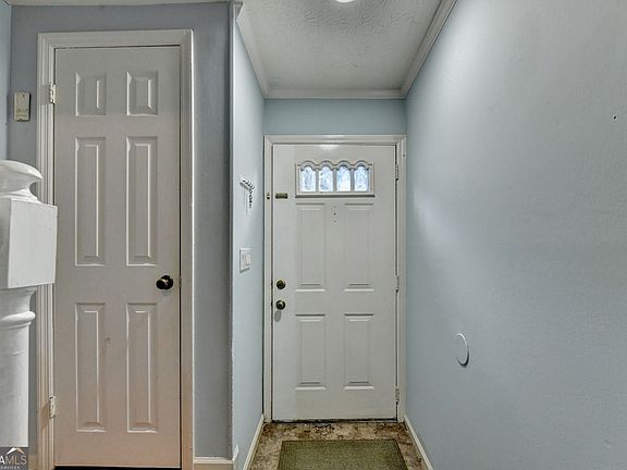 5th image of 5607 Executive Way