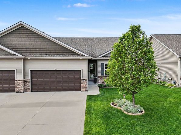 501 NW Autumn Crest Dr