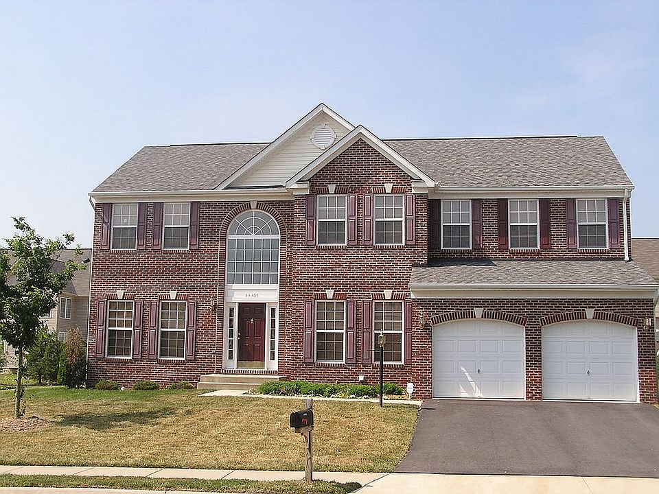 1st image of 43305 Sandi Louise Ct