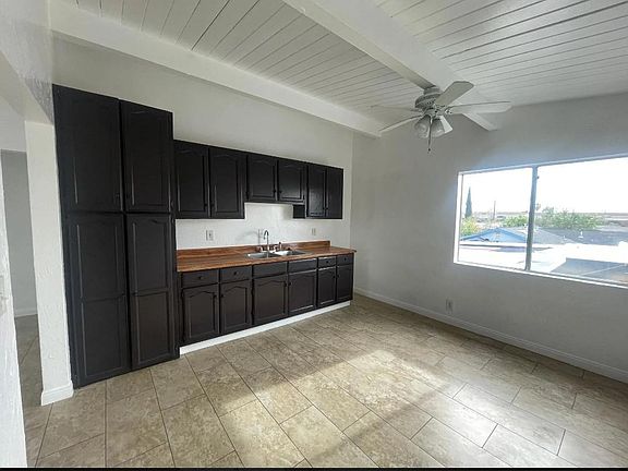 5th image of 1949 Adams St APT 4