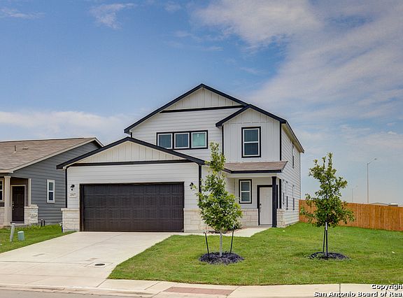 2nd image of 2517 Windle Ln