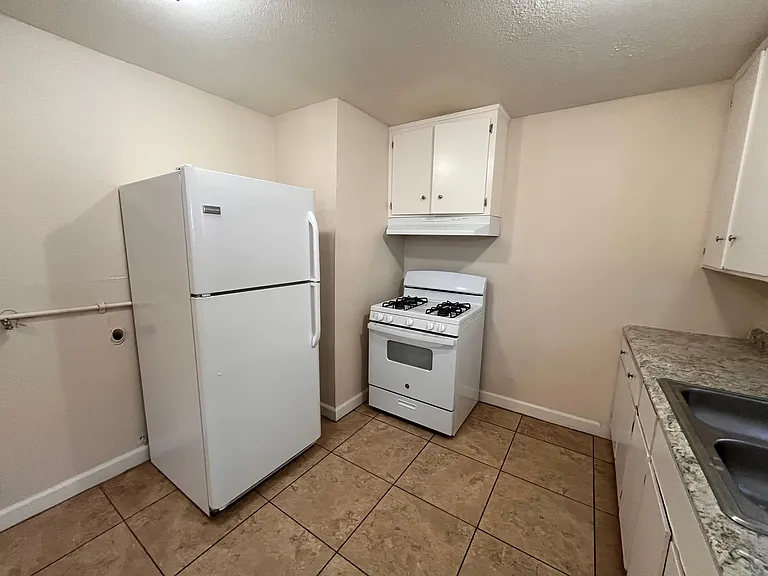 358 N Valeria St #101 — Photo 5