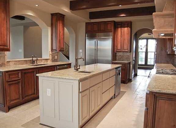 5th image of 308 Golden Bear Dr