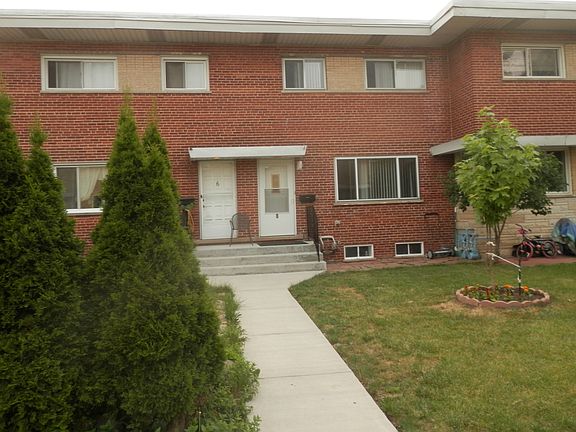 3rd image of 8 E Judith Ann Dr