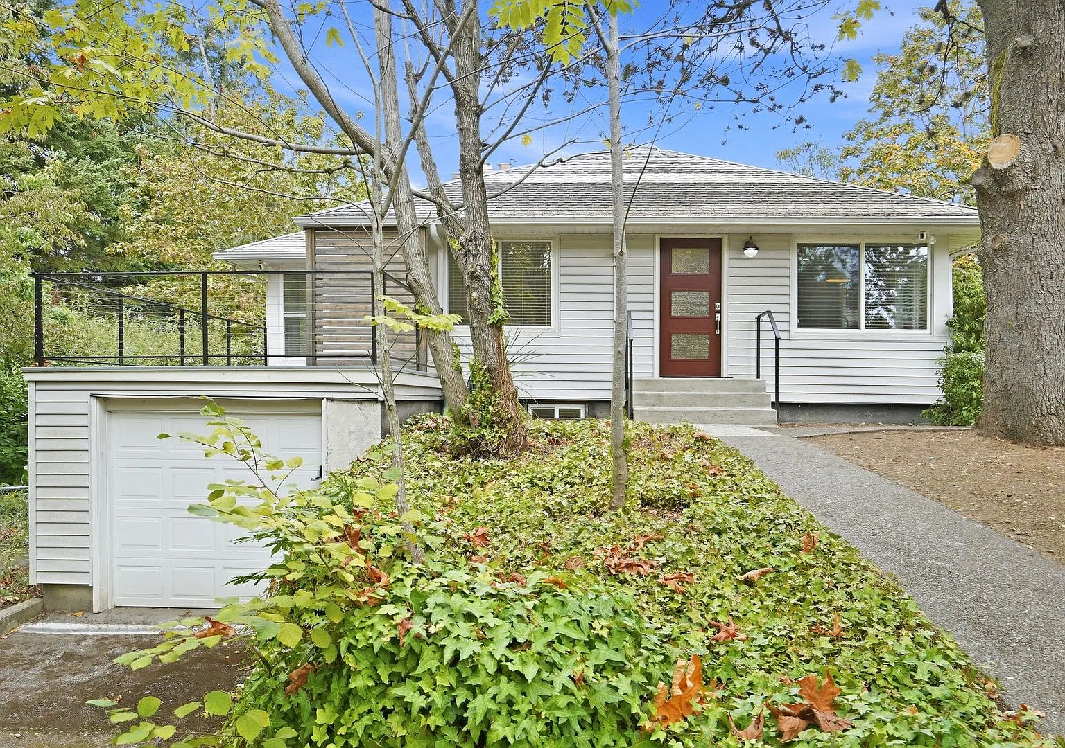Private University Place Retreat with Deck, Gardens & Two Garages — Photo 1