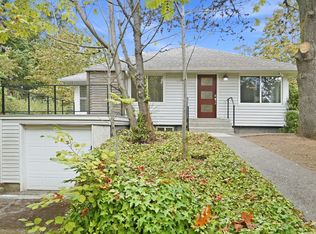 7605 Sunset Cir W, University Place, WA 98466