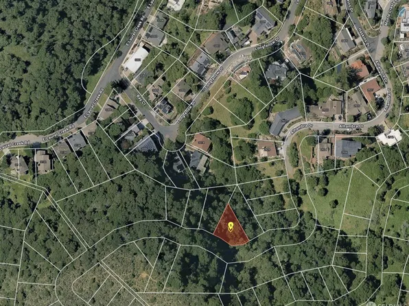 2917 Alhambra Dr, Belmont, CA 94002