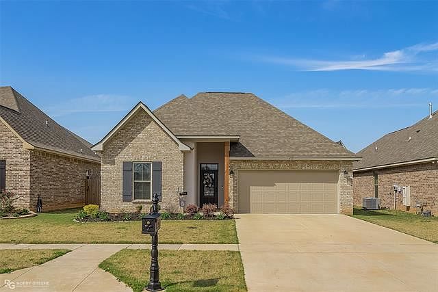 1st image of 438 Mangrove Ln