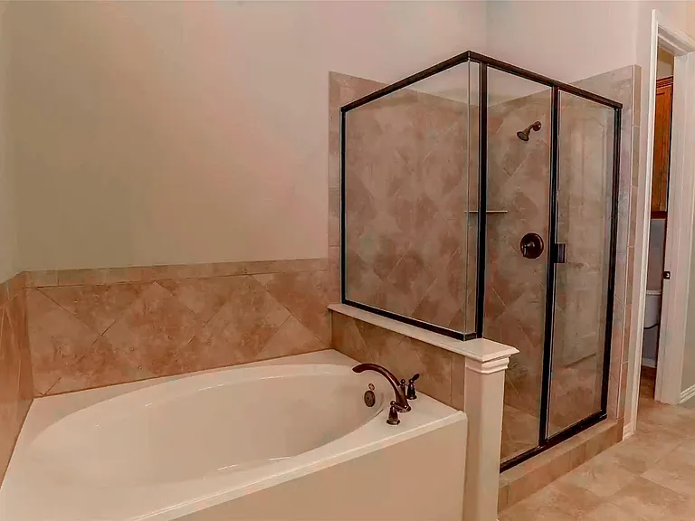 231 Carrington Ln — Photo 15