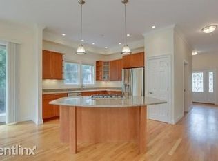 33 Lexington Ave, Somerville, MA 02144