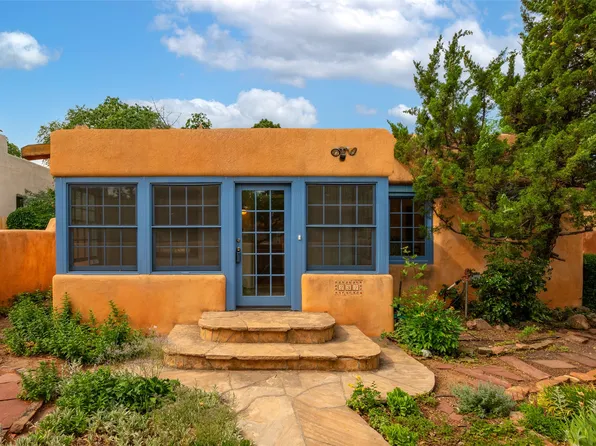 232 Anita Pl, Santa Fe, NM 87505