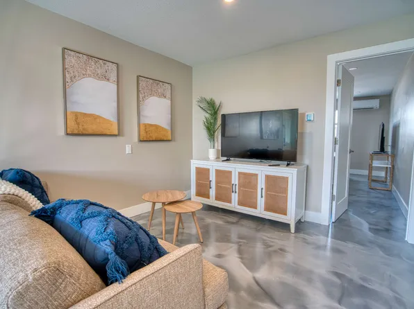 126 Mango St, Fort Myers Beach, FL