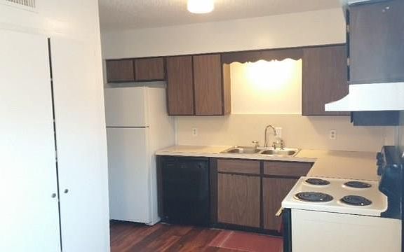 4th image of 1909 Nolen Ct APT A