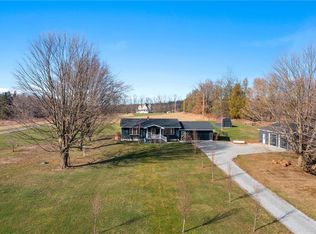 2633 Scrubgrass Rd, Grove City, PA 16127