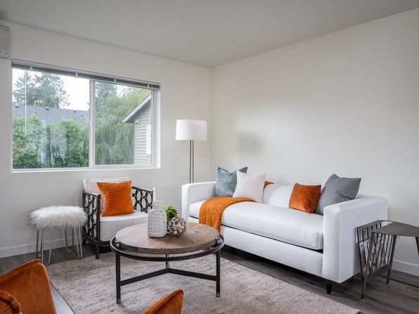 102 NE 43rd Ave APT B