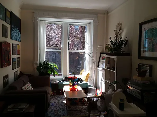 Rented by Pier 12 Real Estate | media 46