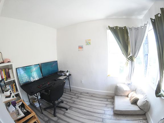 4th image of 752 Euclid Ave APT 11