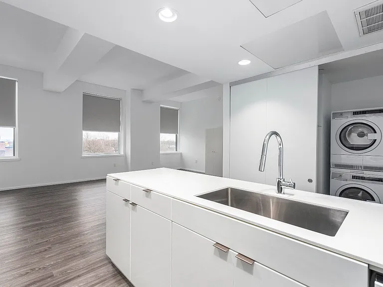 Market District Lofts — Photo 11