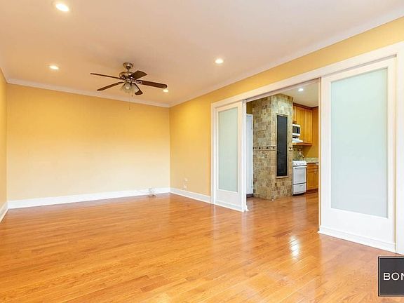 2nd image of 7615 35th Ave APT 6C
