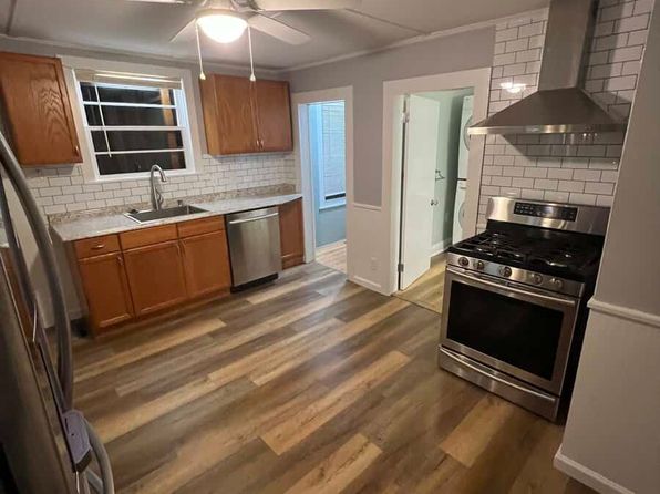 67 Ferry St #2