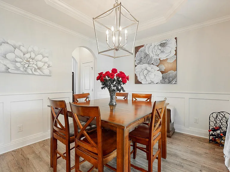 562 W Craftsman Way — Photo 16