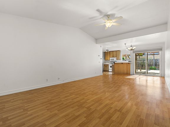 3rd image of 445 Poplar Ave