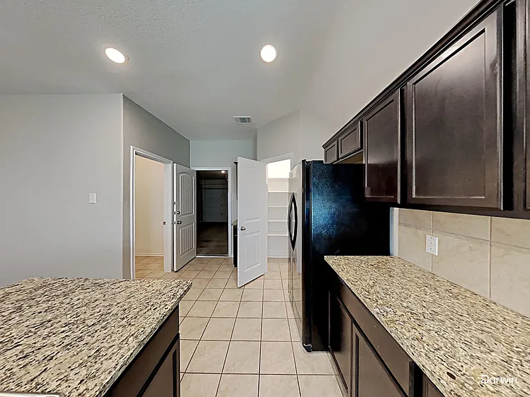 7948 Mosspark Ln — Photo 6