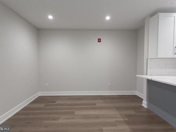 5th image of 3849 Fairmount Ave #3