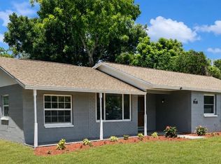 204 Morningside Dr, Valrico, FL 33594