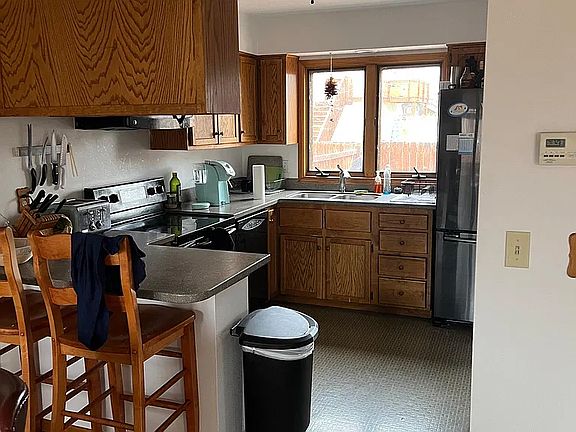 5th image of 409 N Sherwood St