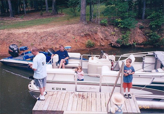 1st image of 458 Mill Creek Dr