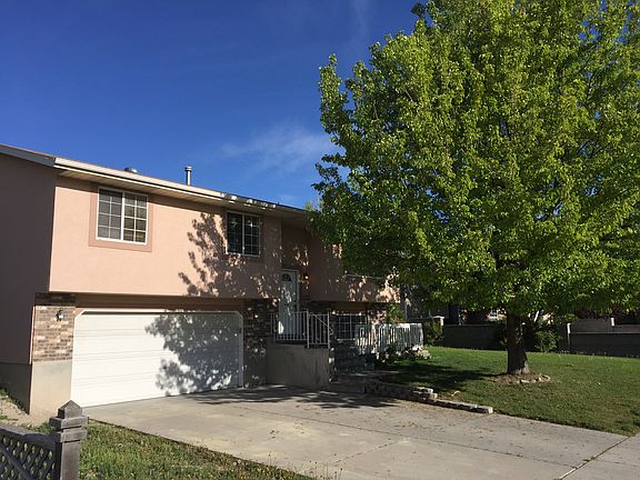 2nd image of 12748 S Bergen Cir