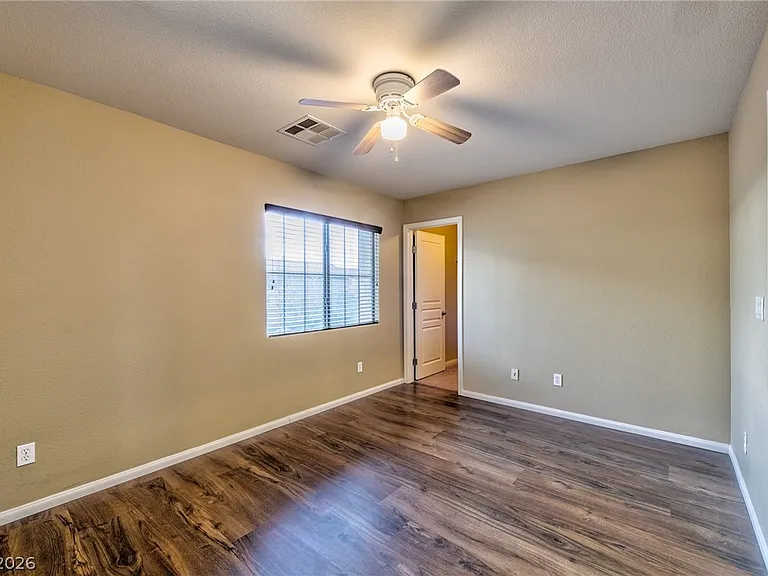 5288 Judkins Dr — Photo 8
