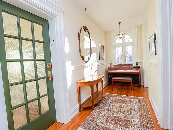 4th image of 2416 Park Ave APT 6
