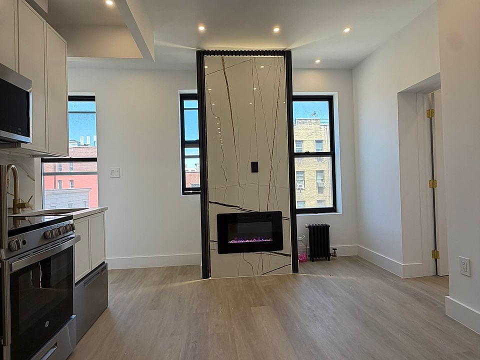 1st image of 28 Bedford St APT 18