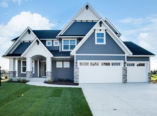 19075 52nd Ave N, Plymouth, MN 55446