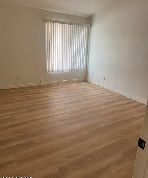1818 S River Dr — Photo 11