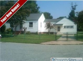2 Mitchell Rd, Hampton, VA 23669
