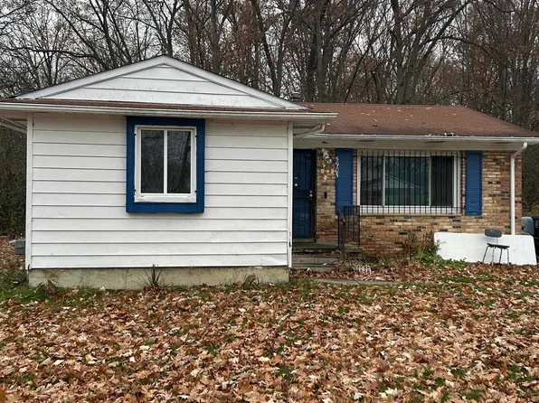 5905 Cloverlawn Dr, Flint, MI 48504