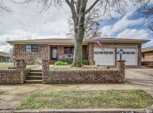216 N 11th St, Broken Arrow, OK 74012