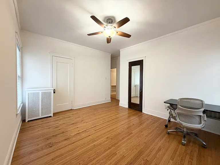 415 W Surf St #1A — Photo 18