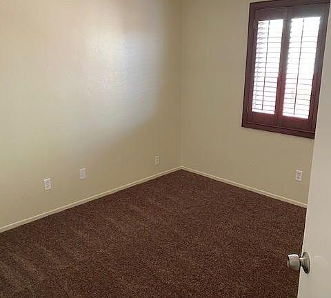 5th image of 15571 Fairbanks Dr