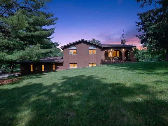 2nd image of 2717 Fishbeck Rd