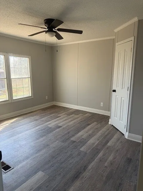 Building Photo - 1008 Pin Oak Ln